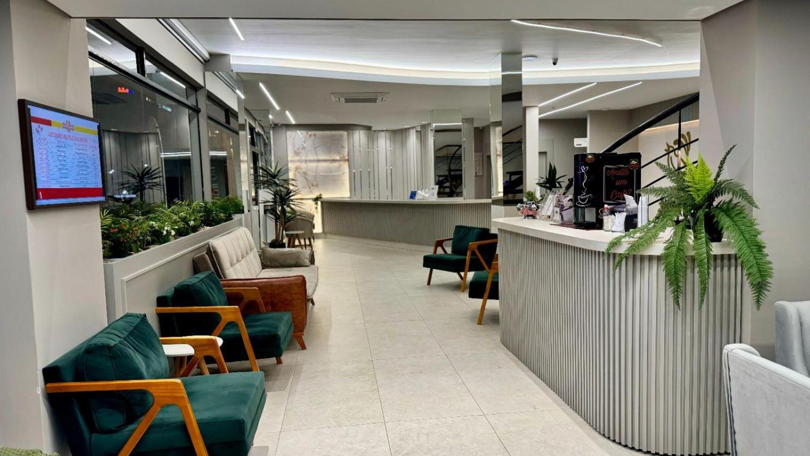 Hotel Recanto Do Rouxinol ピラトゥバ エクステリア 写真